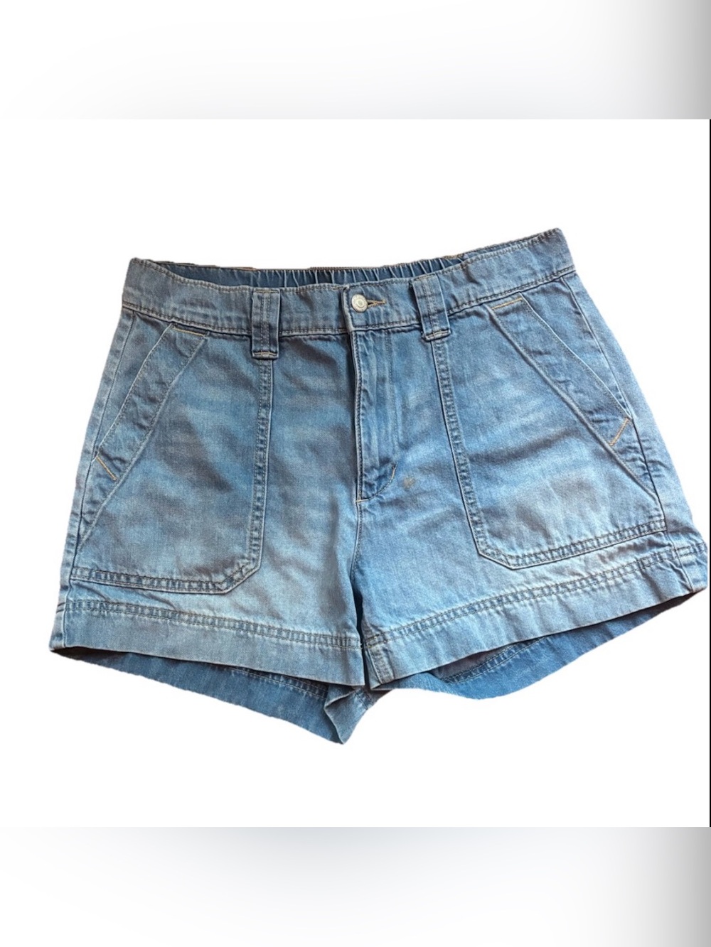 Old Navy Women’s of High Rise Faded Blue Denim Shorts, Size M
